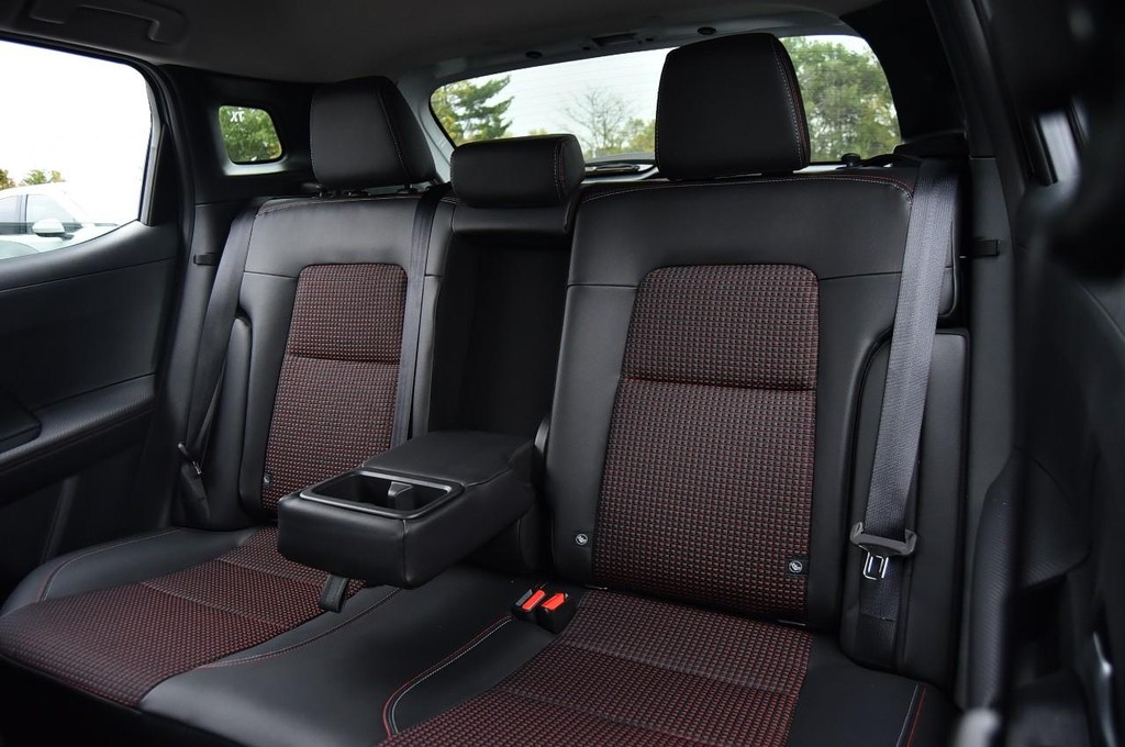 Nissan Kicks Vehicle Image 25