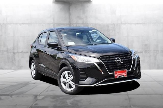 Nissan Kicks Play Vehicle Image 02