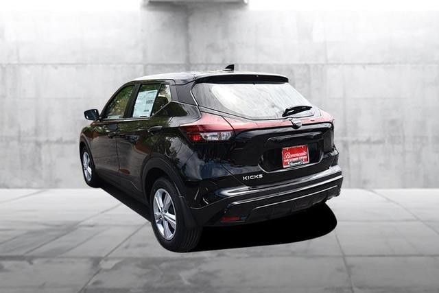 Nissan Kicks Play Vehicle Image 07