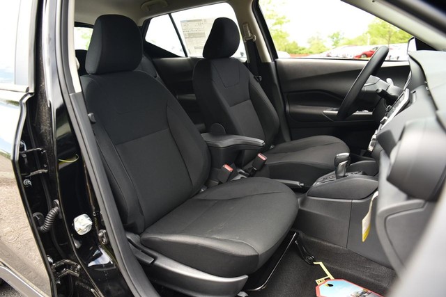 Nissan Kicks Play Vehicle Image 19