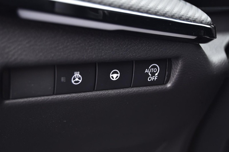 Nissan Kicks Vehicle Image 11