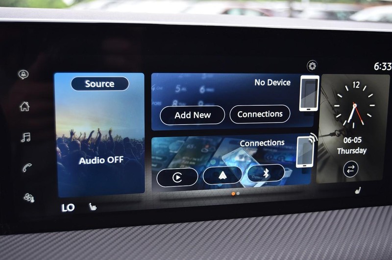 Nissan Kicks Vehicle Image 14