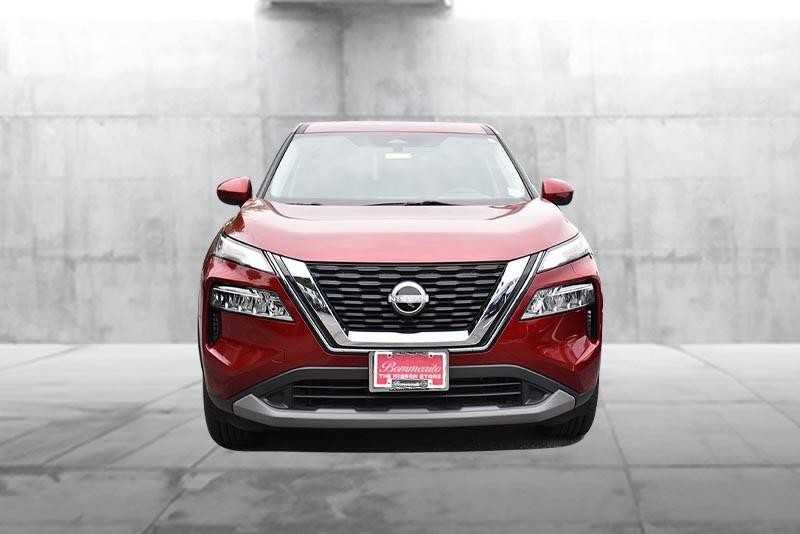 Nissan Rogue Vehicle Image 06