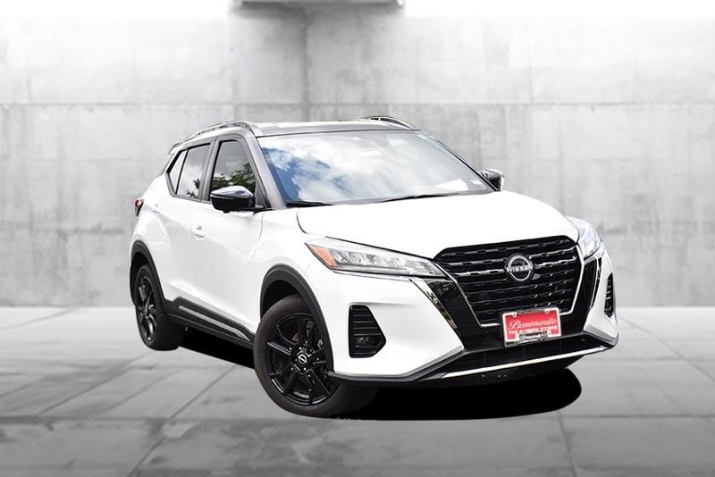 Nissan Kicks Vehicle Image 02