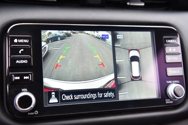 Nissan Kicks Vehicle Image 13