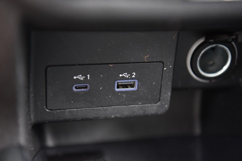 Nissan Kicks Vehicle Image 16