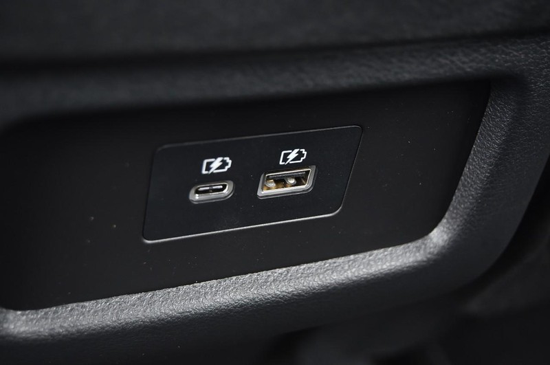 Nissan Pathfinder Vehicle Image 27
