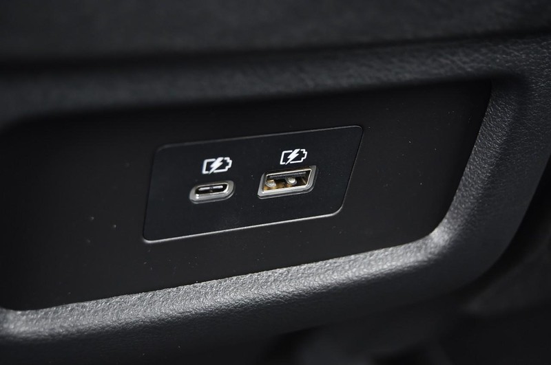Nissan Pathfinder Vehicle Image 27