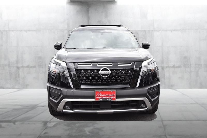 Nissan Pathfinder Vehicle Image 04