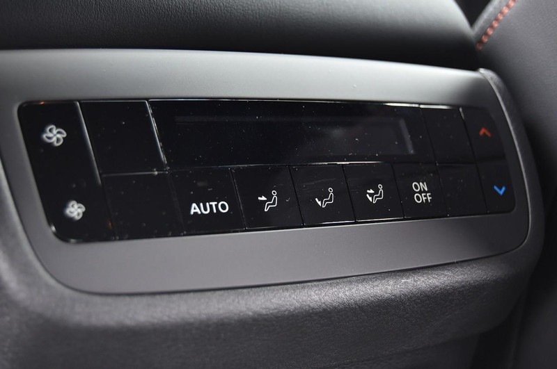 Nissan Pathfinder Vehicle Image 25