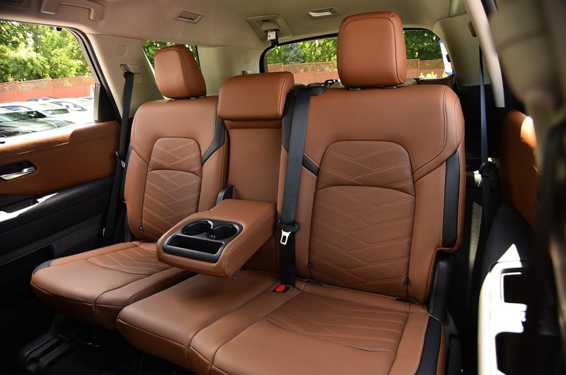 Nissan Pathfinder Vehicle Image 26