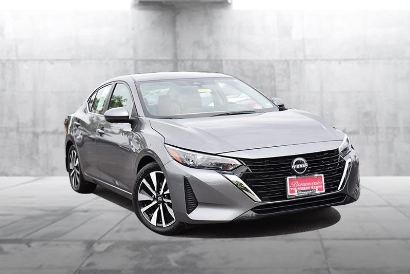 Nissan Sentra Vehicle Image 02