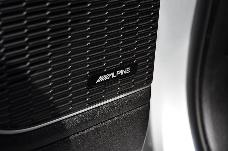 Jeep Grand Cherokee 4xe Vehicle Image 10