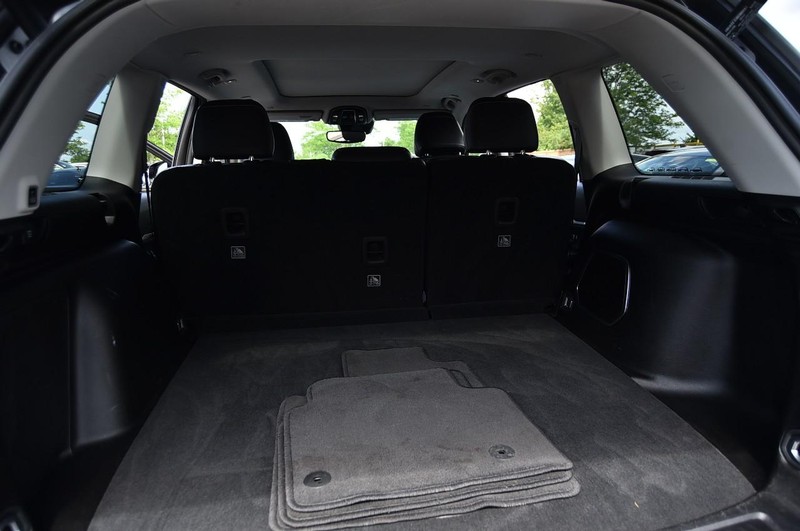 Jeep Grand Cherokee 4xe Vehicle Image 30