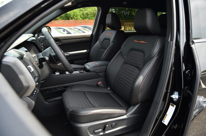 Nissan Pathfinder Vehicle Image 22
