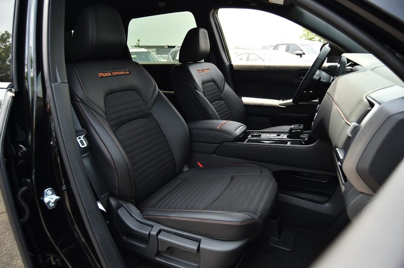 Nissan Pathfinder Vehicle Image 23