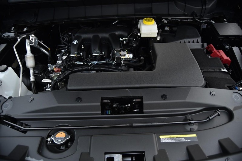 Nissan Pathfinder Vehicle Image 30