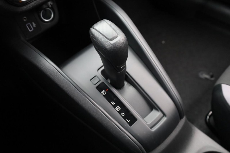 Nissan Versa Vehicle Image 15