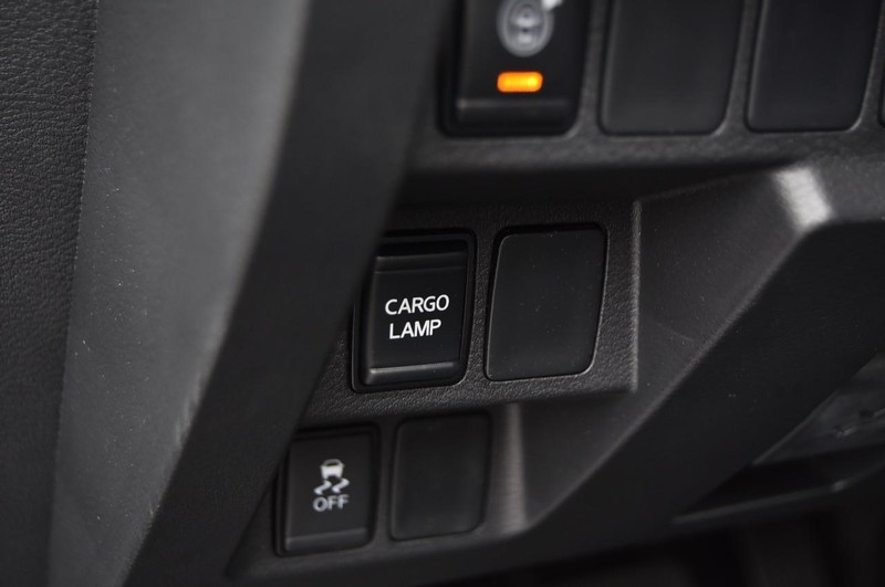 Nissan Frontier Vehicle Image 15