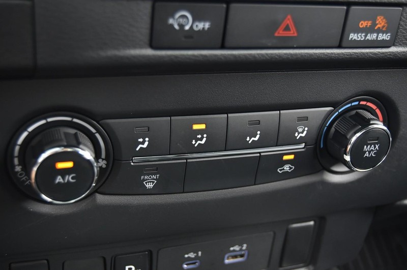Nissan Frontier Vehicle Image 19