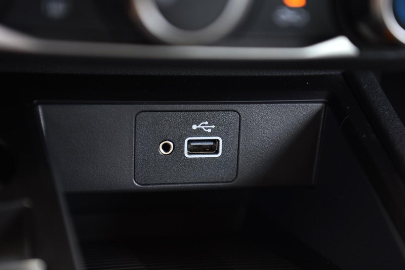 Nissan Kicks Vehicle Image 16