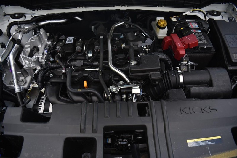 Nissan Kicks Vehicle Image 24
