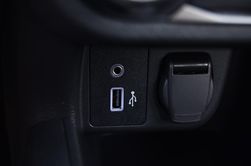 Nissan Versa Vehicle Image 15