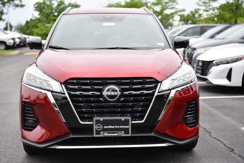 Nissan Kicks Vehicle Image 04