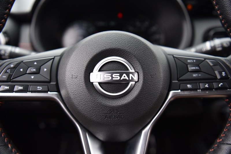 Nissan Kicks Vehicle Image 18