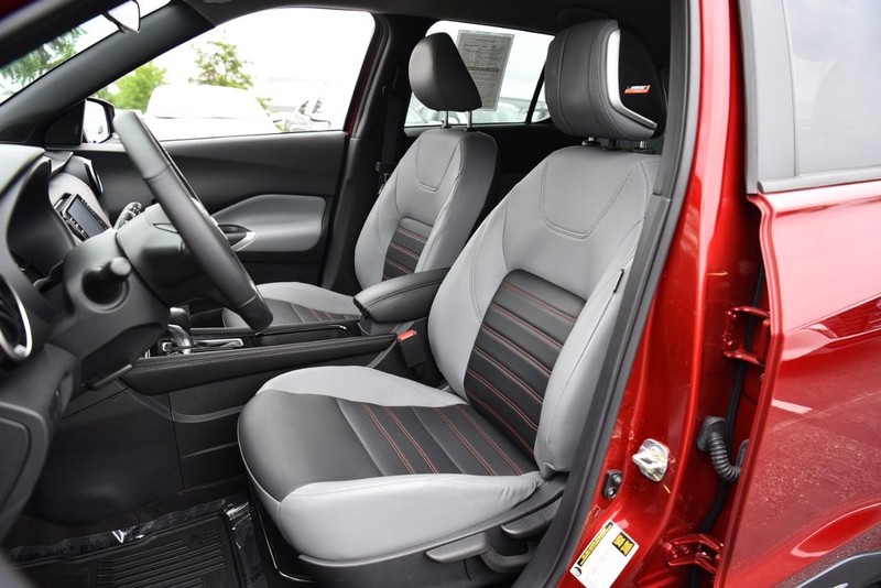 Nissan Kicks Vehicle Image 19