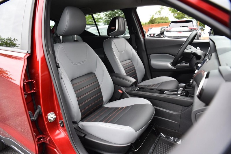 Nissan Kicks Vehicle Image 20