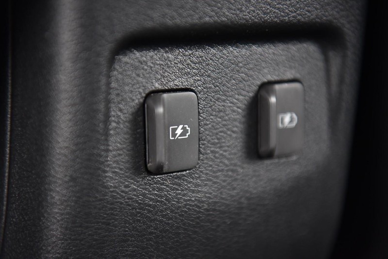 Nissan Kicks Vehicle Image 23