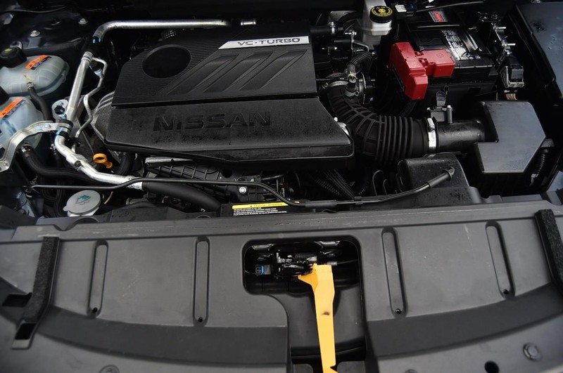 Nissan Rogue Vehicle Image 24