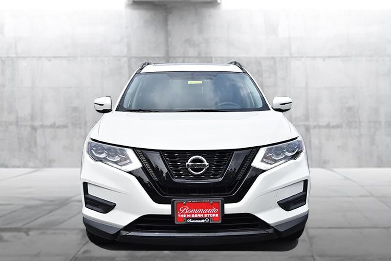 Nissan Rogue Vehicle Image 04