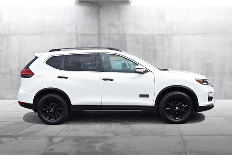 Nissan Rogue Vehicle Image 05