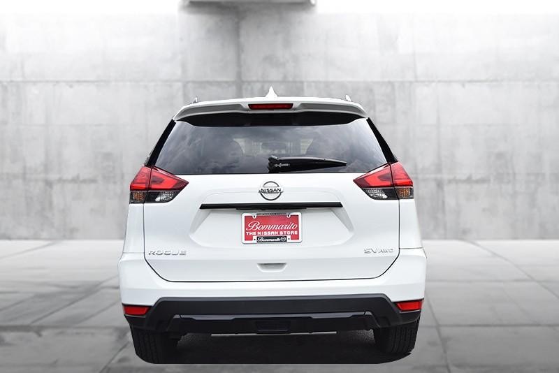 Nissan Rogue Vehicle Image 06