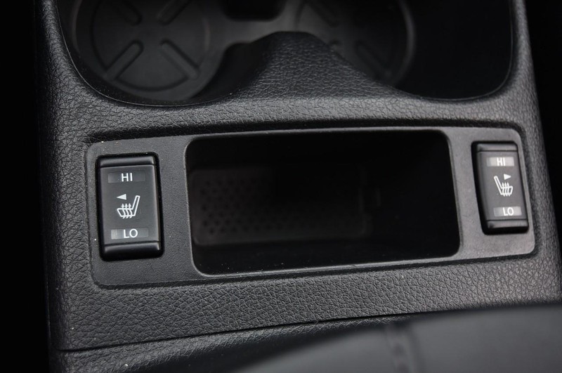 Nissan Rogue Vehicle Image 20