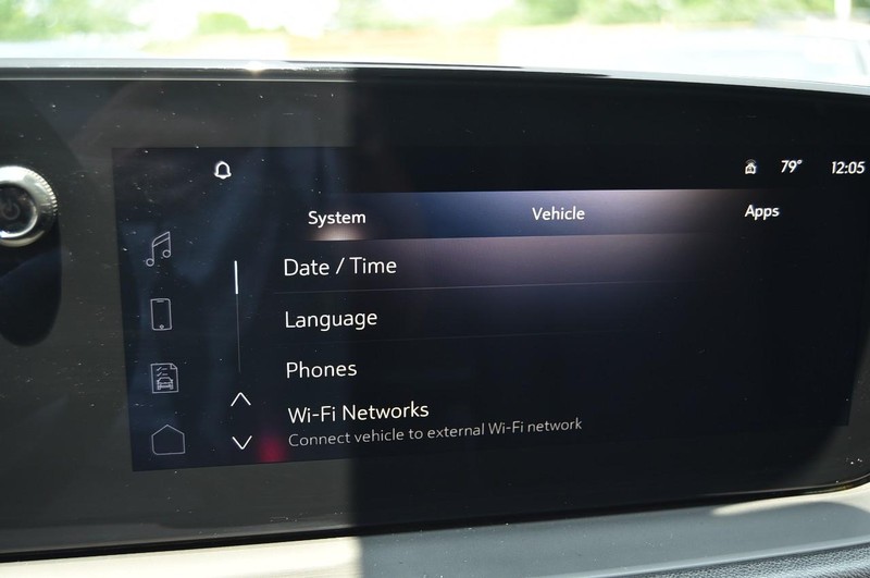 Buick Encore GX Vehicle Image 14