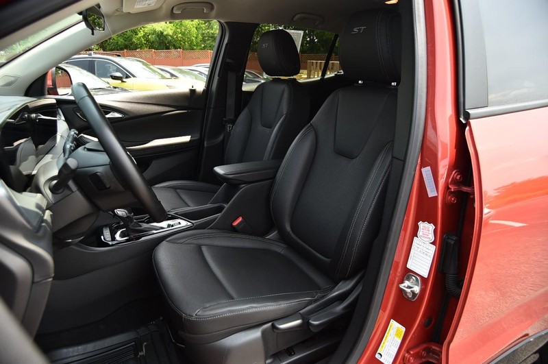 Buick Encore GX Vehicle Image 20