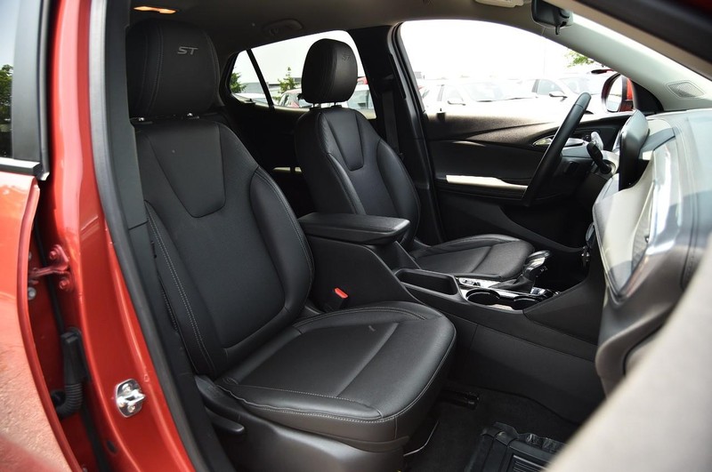 Buick Encore GX Vehicle Image 21