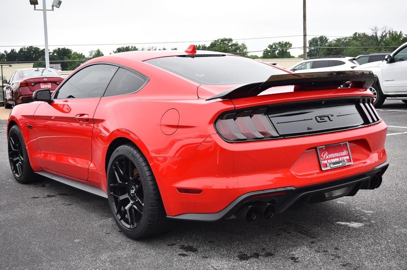 Ford Mustang Vehicle Image 07