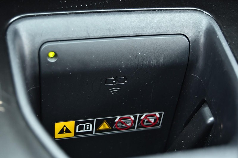 Toyota Crown Vehicle Image 17