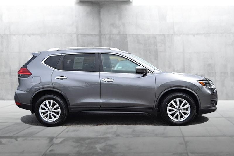 Nissan Rogue Vehicle Image 05