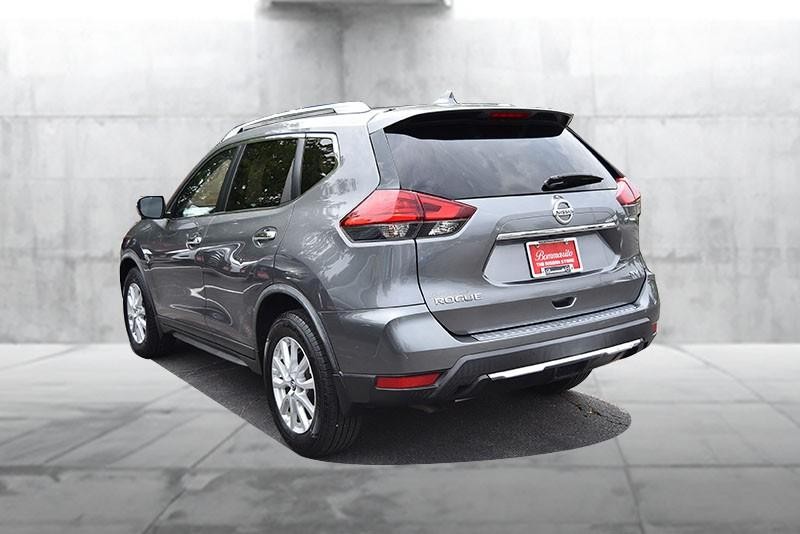 Nissan Rogue Vehicle Image 07