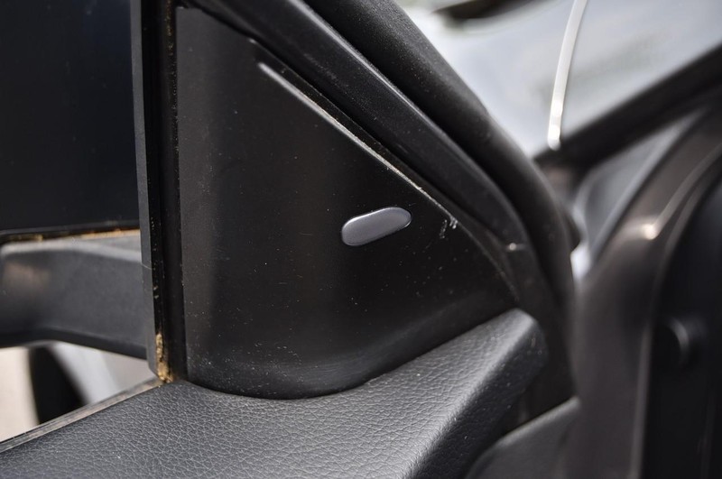 Nissan Rogue Vehicle Image 11