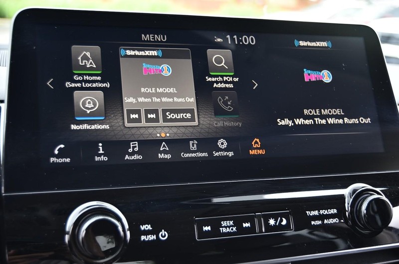 Nissan Armada Vehicle Image 15