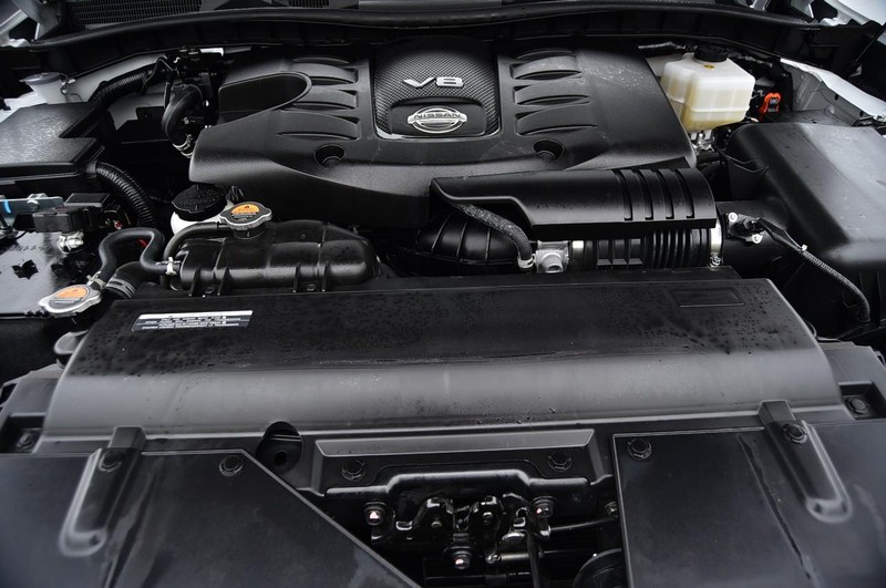 Nissan Armada Vehicle Image 32