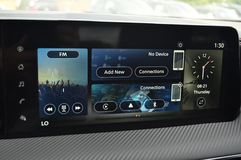 Nissan Kicks Vehicle Image 14
