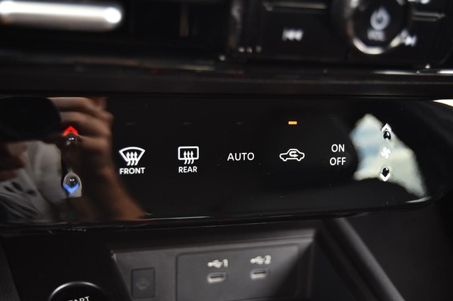 Nissan Kicks Vehicle Image 19