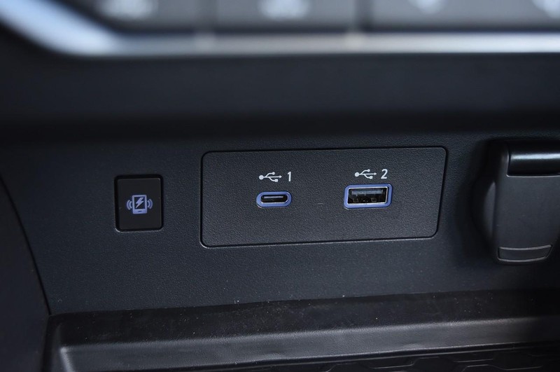 Nissan Altima Vehicle Image 16